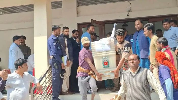 রাত পোহালেই ভোট: বাগেরহাট, কাল ভোট দেবেন ১৩ লাখের বেশি ভোটার, নিরাপত্তায় ৬ স্তরের বলয়
